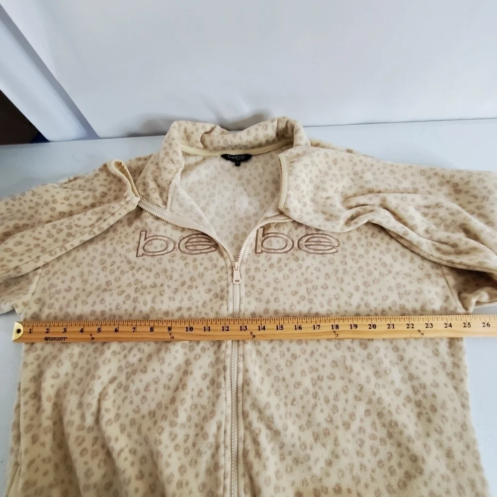 Bebe Animal Print Full Zip Fleece Jacket Size 1X Spell Out Long Sleeve Cozy Soft